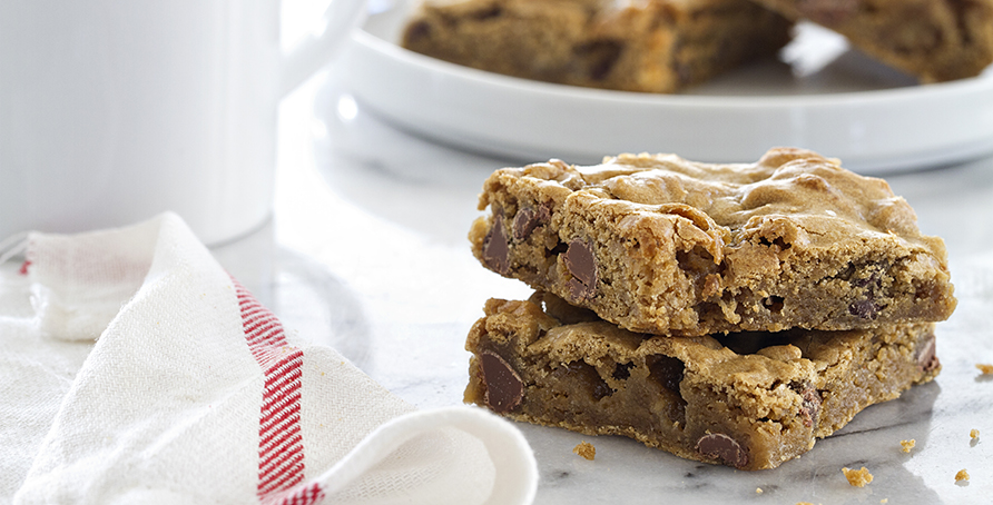 Marshmallow Blondie Bars Recipe