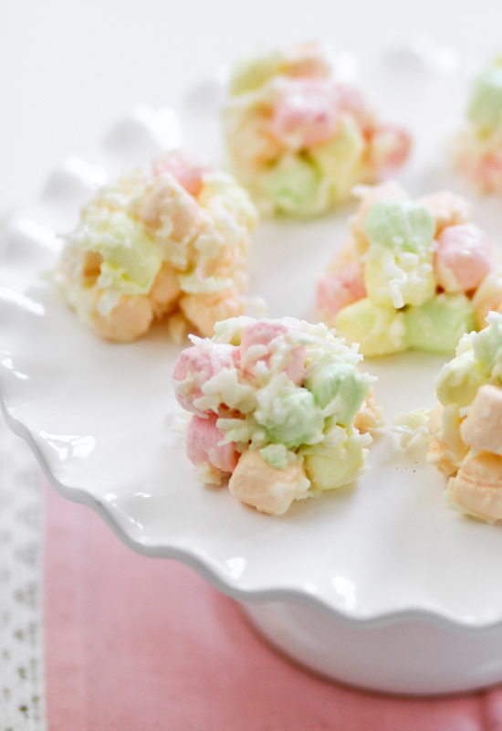 Mermaid Snowballs with fruity mallows